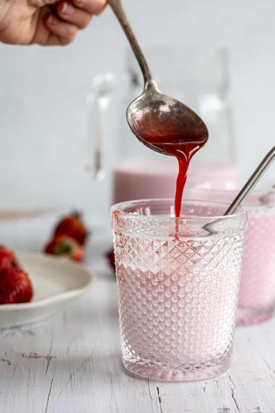 Make-Ahead Strawberry Syrup: Enjoy Fresh Milk for Weeks
